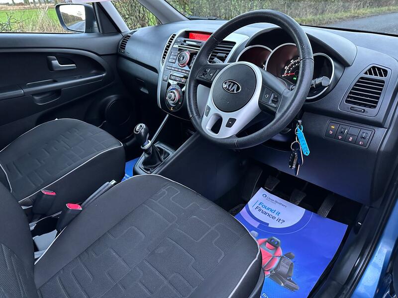 KIA VENGA