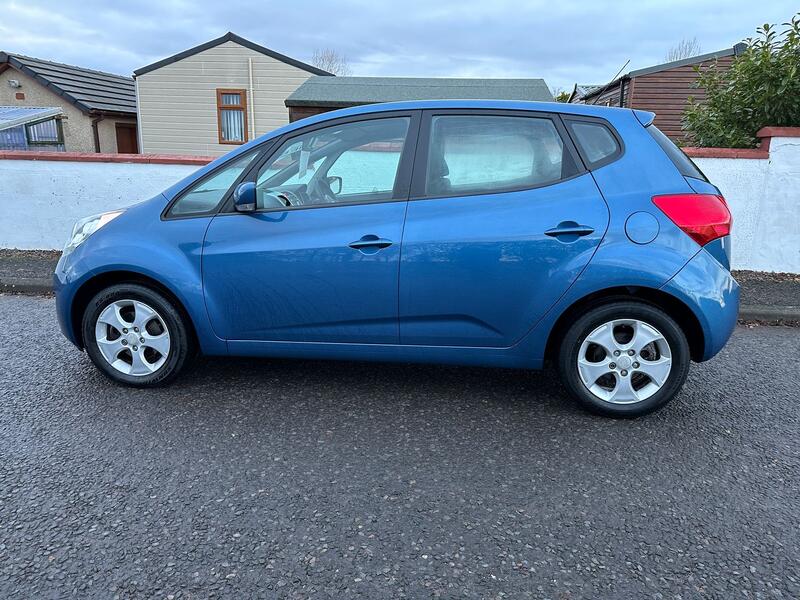 KIA VENGA
