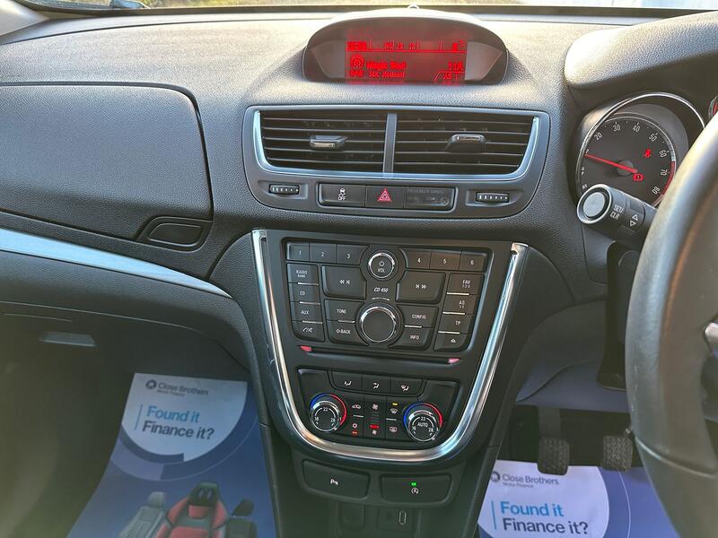 VAUXHALL MOKKA