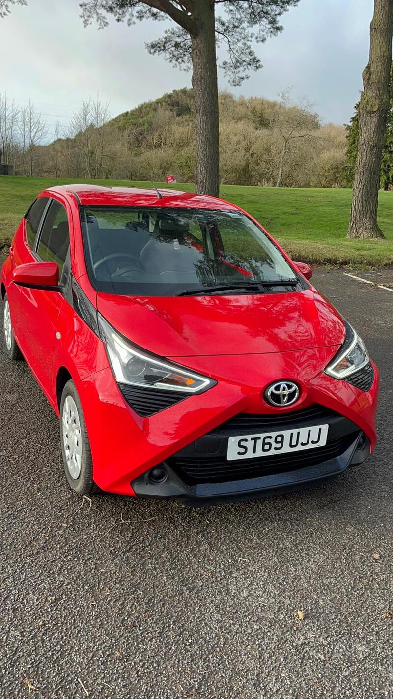 View TOYOTA AYGO 1.0 VVT-i x-play 