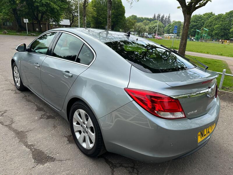 VAUXHALL INSIGNIA