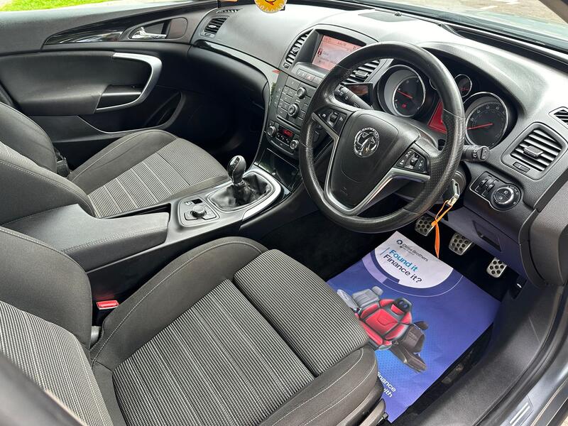 VAUXHALL INSIGNIA