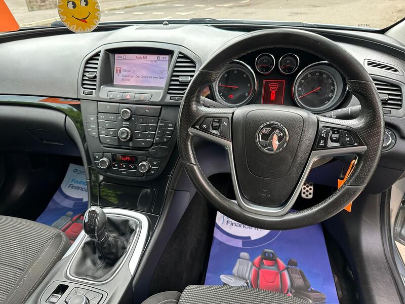 VAUXHALL INSIGNIA