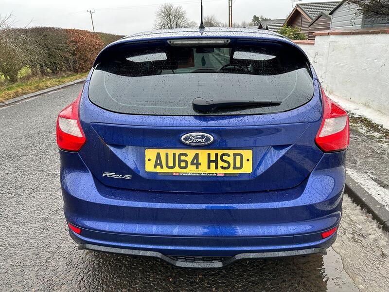 FORD FOCUS
