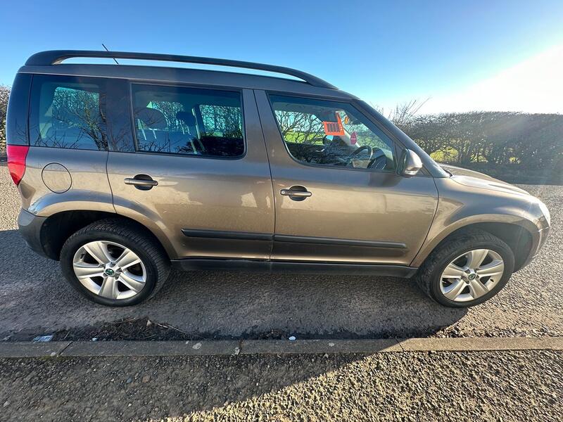SKODA YETI