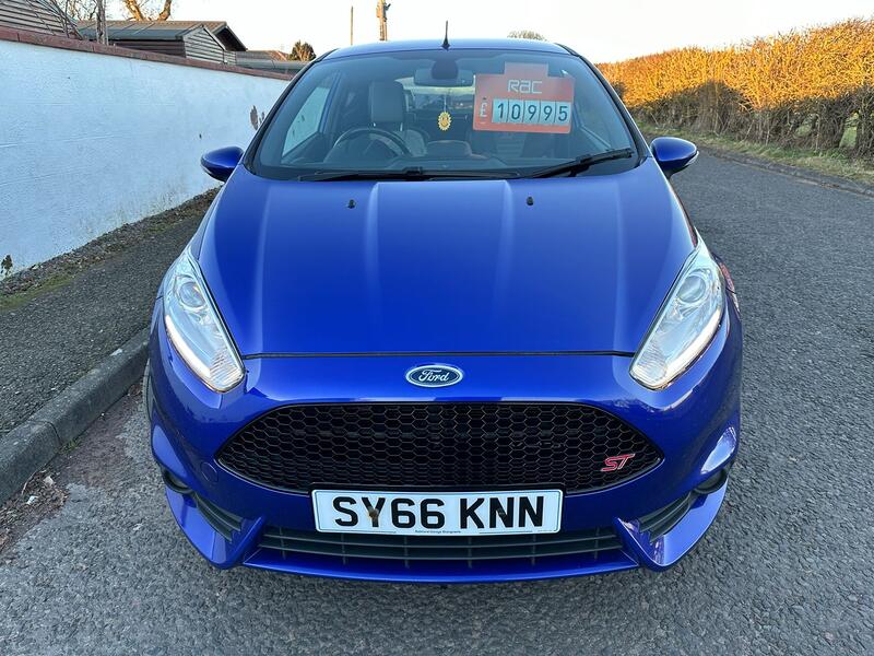 View FORD FIESTA 1.6 T EcoBoost ST-3 