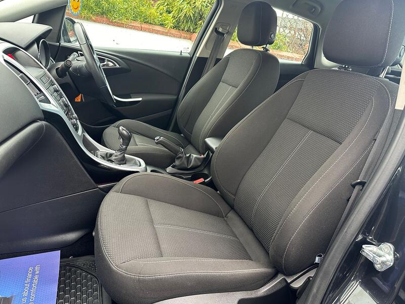 VAUXHALL ASTRA