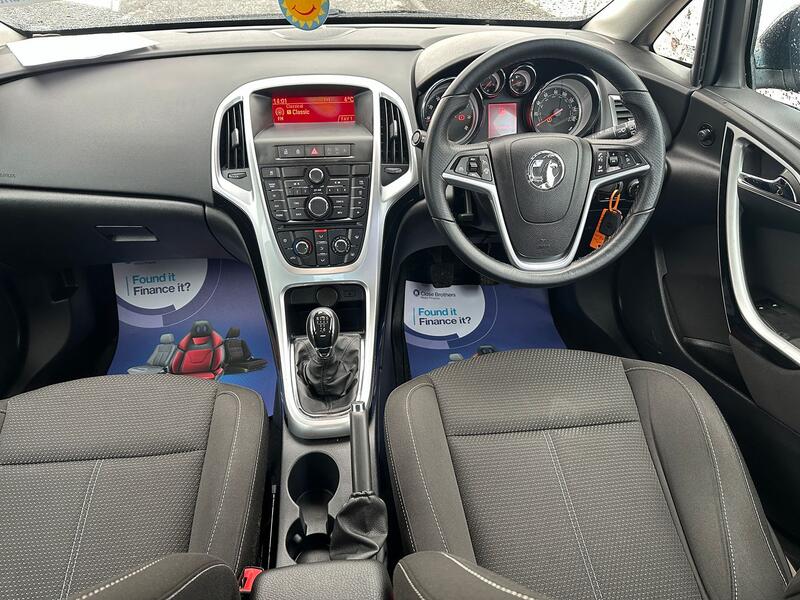 VAUXHALL ASTRA