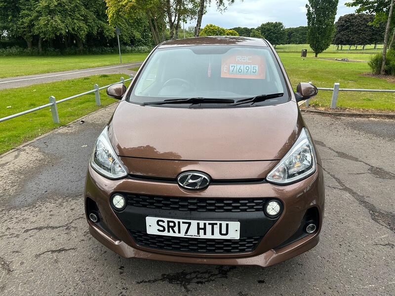 View HYUNDAI I10 1.0 Premium