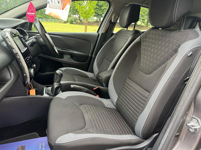 RENAULT CLIO