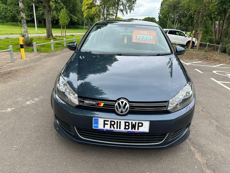 View VOLKSWAGEN GOLF 1.6 TDI BlueMotion