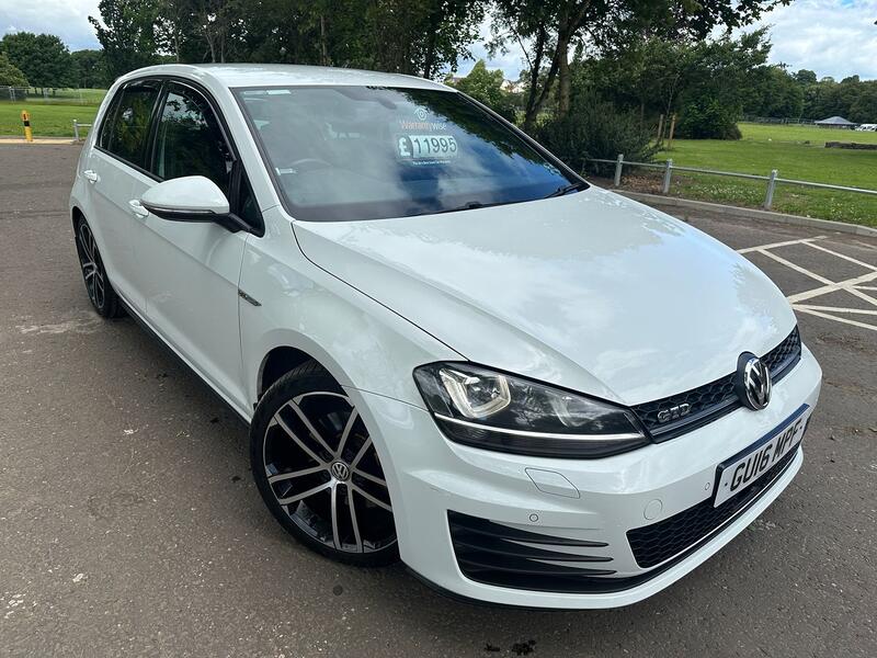 View VOLKSWAGEN GOLF 2.0 TDI BlueMotion Tech GTD