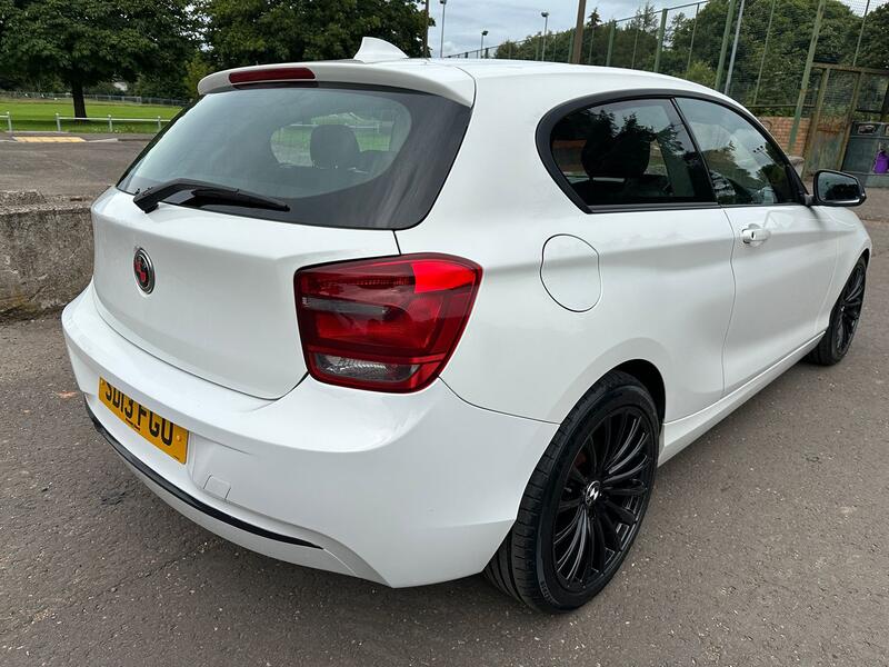 BMW 1 SERIES