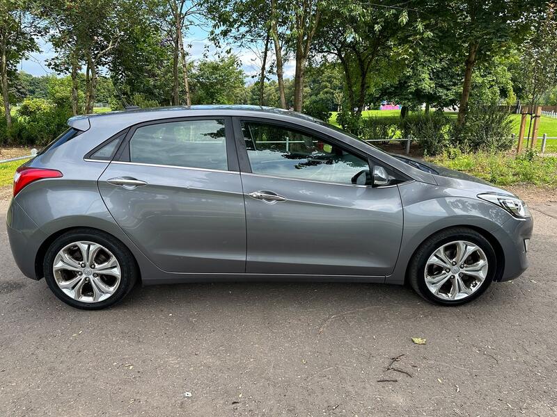 HYUNDAI I30