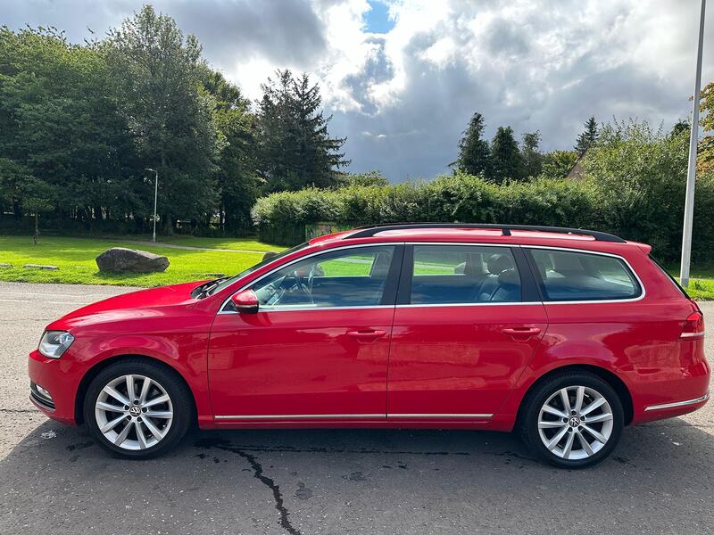 VOLKSWAGEN PASSAT