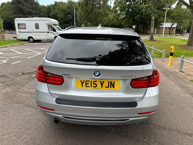 BMW 3 SERIES