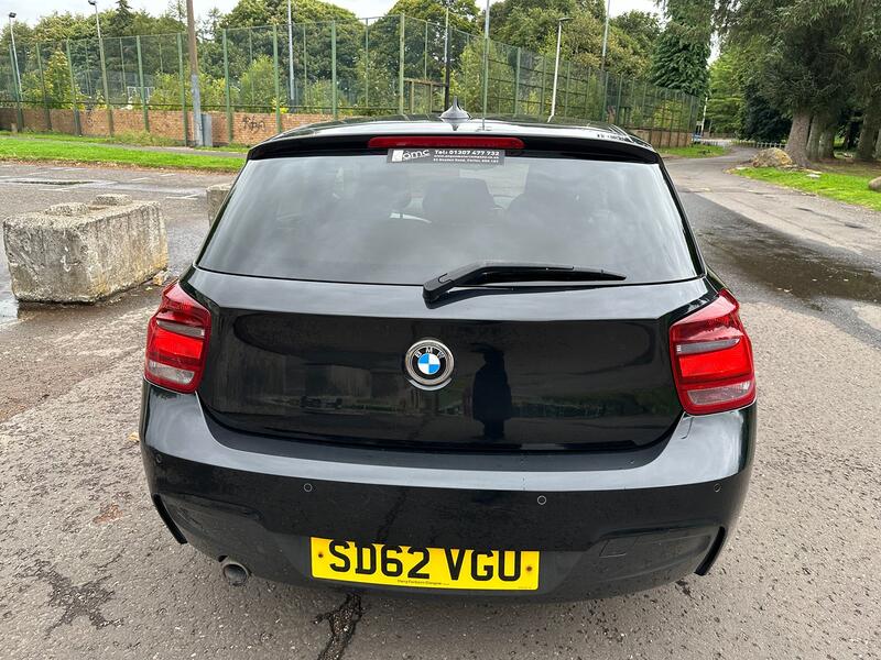 BMW 1 SERIES