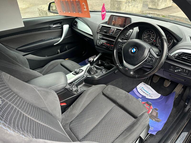 BMW 1 SERIES