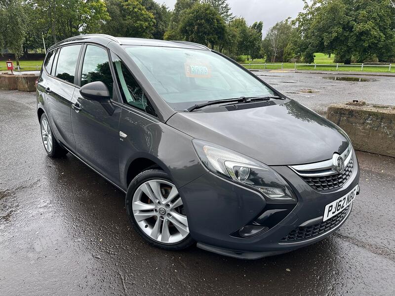 View VAUXHALL ZAFIRA TOURER 2.0 CDTi SRi
