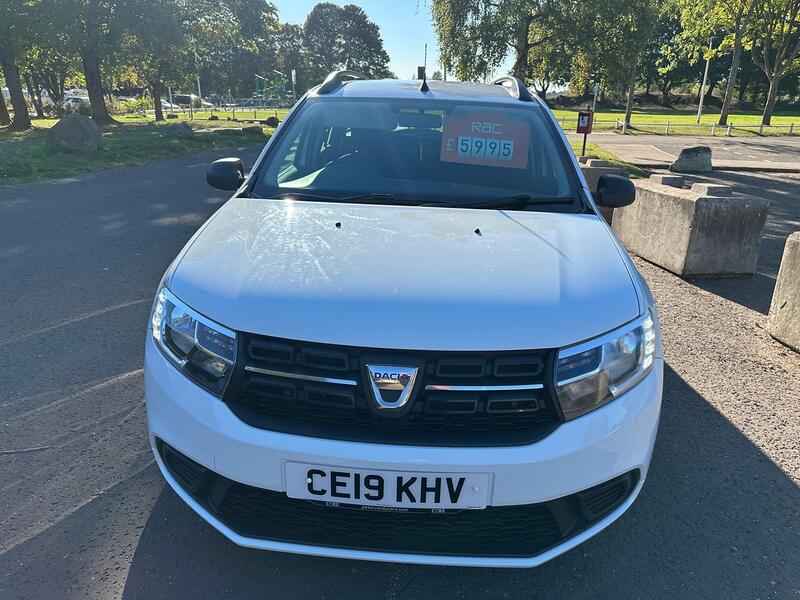 View DACIA LOGAN MCV 1.5 Essential Blue dCi 95 MY18
