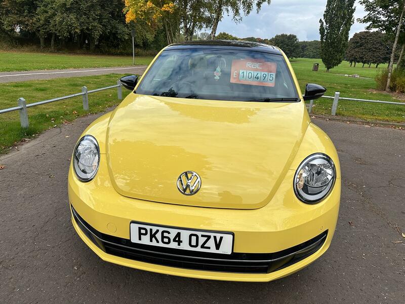 View VOLKSWAGEN BEETLE 2.0 TDI Sport