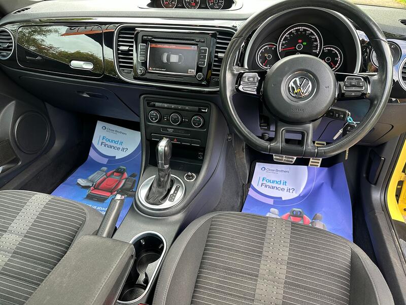 VOLKSWAGEN BEETLE