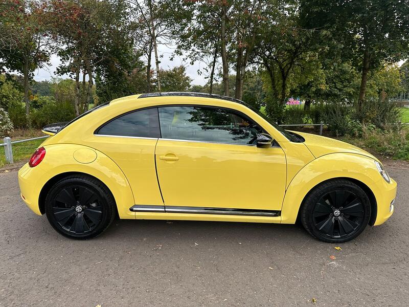 VOLKSWAGEN BEETLE