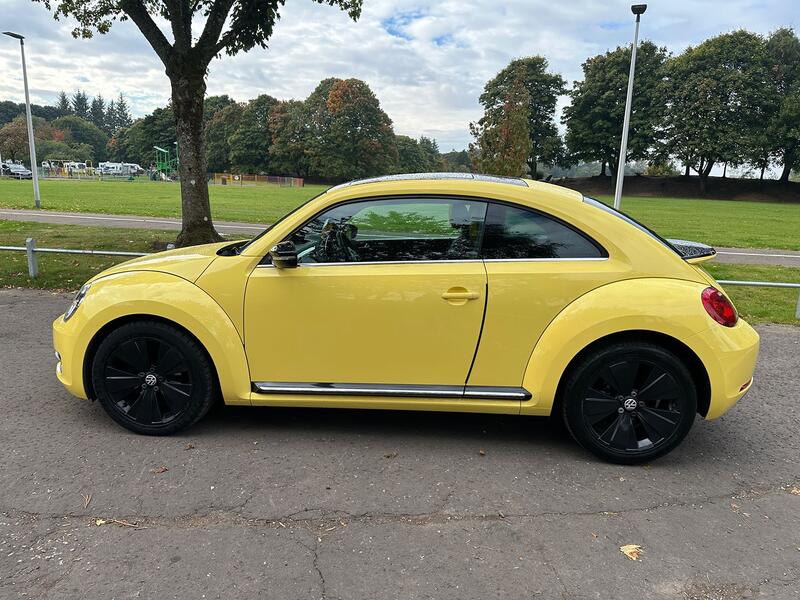 VOLKSWAGEN BEETLE
