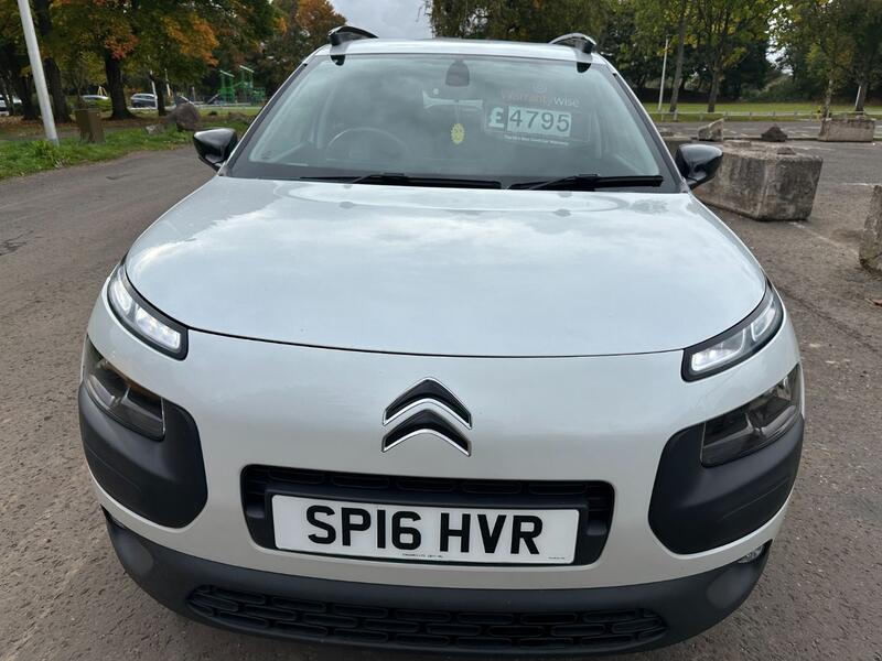 View CITROEN C4 CACTUS 1.6 BlueHDi Flair