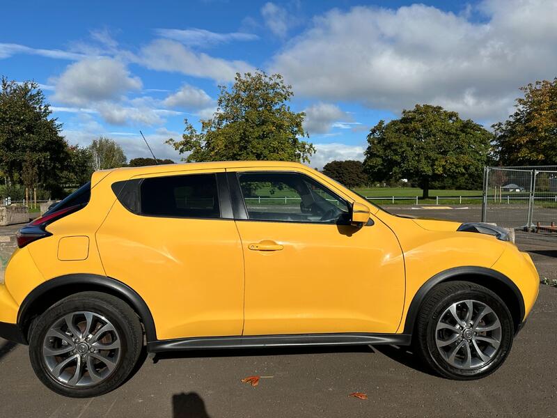 NISSAN JUKE