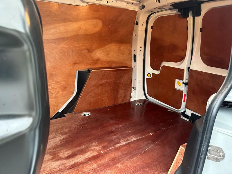 FORD TRANSIT CONNECT