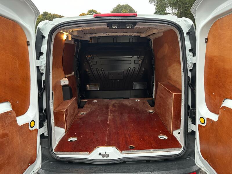 FORD TRANSIT CONNECT