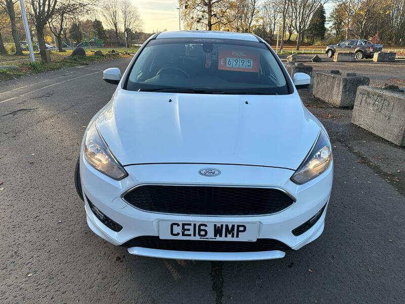 View FORD FOCUS 1.5 TDCi Zetec S