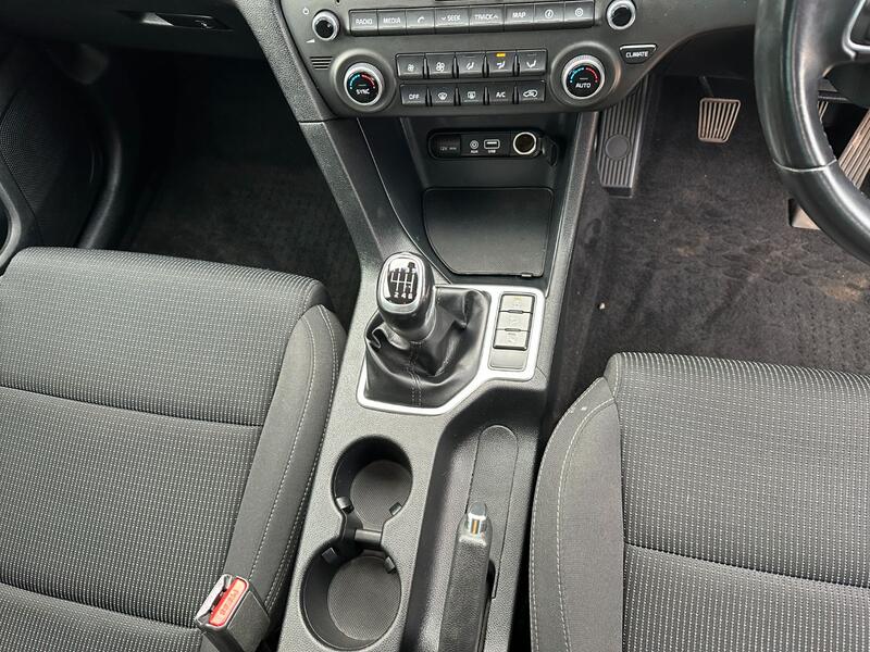 KIA SPORTAGE