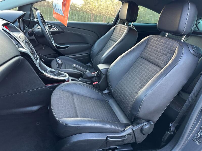 VAUXHALL ASTRA GTC