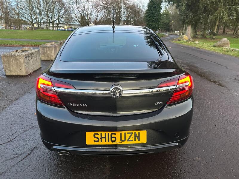 VAUXHALL INSIGNIA