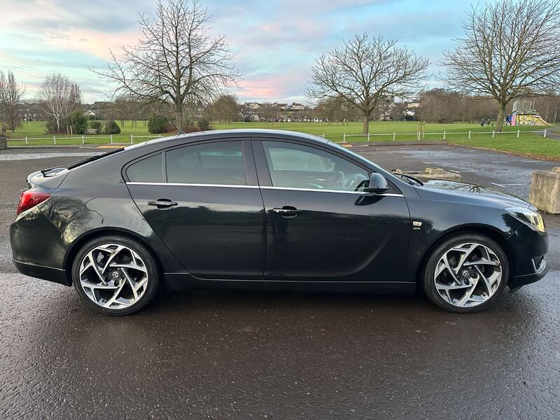 VAUXHALL INSIGNIA
