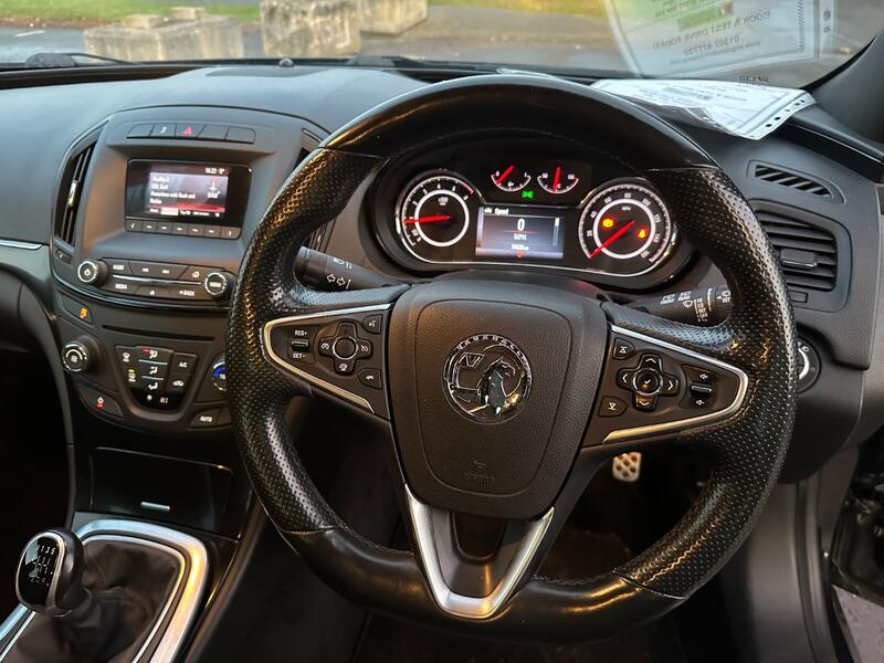 VAUXHALL INSIGNIA