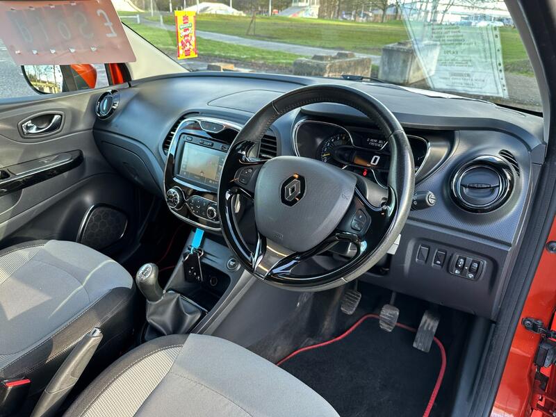 RENAULT CAPTUR