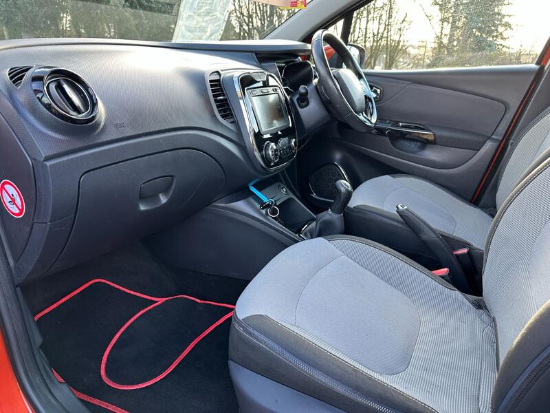 RENAULT CAPTUR