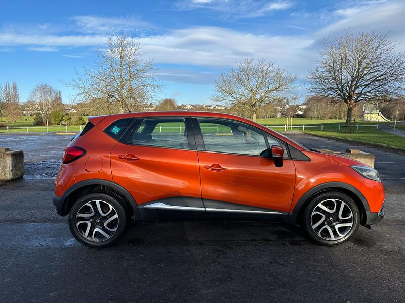 RENAULT CAPTUR