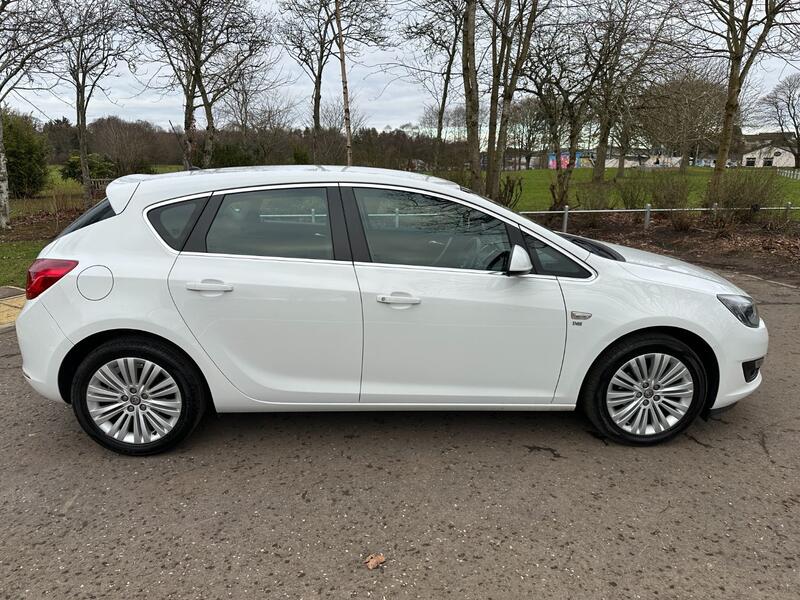 VAUXHALL ASTRA