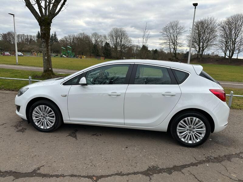 VAUXHALL ASTRA