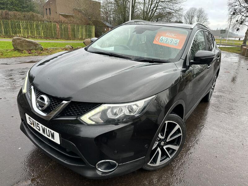 View NISSAN QASHQAI 1.6 dCi Tekna