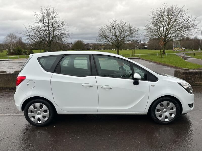 View VAUXHALL MERIVA 1.4 i Turbo Exclusiv