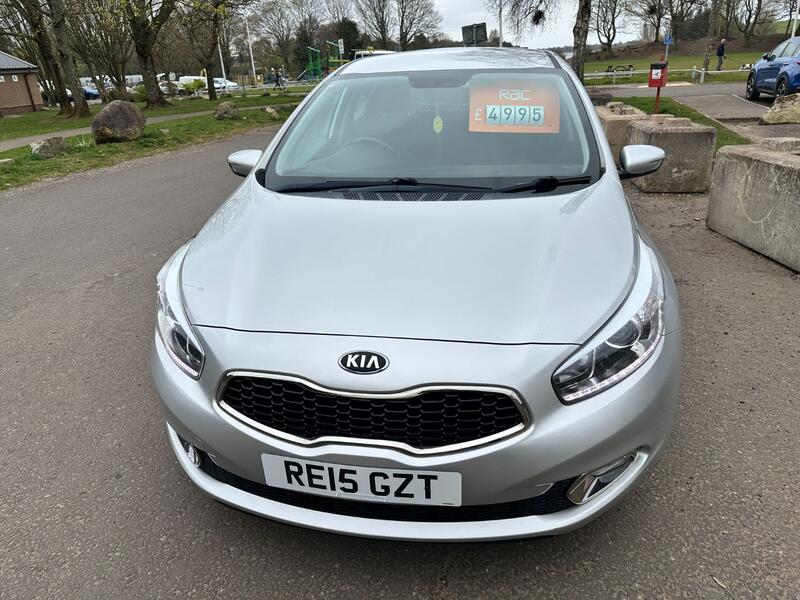 View KIA CEED 1.6 CRDi EcoDynamics 2