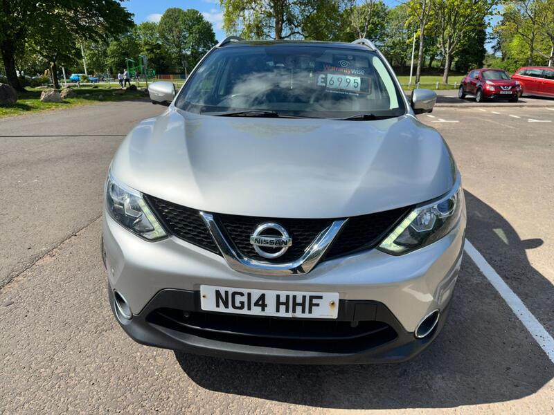 View NISSAN QASHQAI 1.5 dCi Tekna