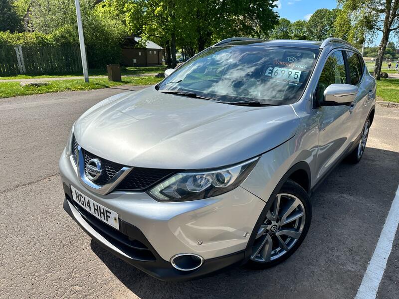 View NISSAN QASHQAI 1.5 dCi Tekna