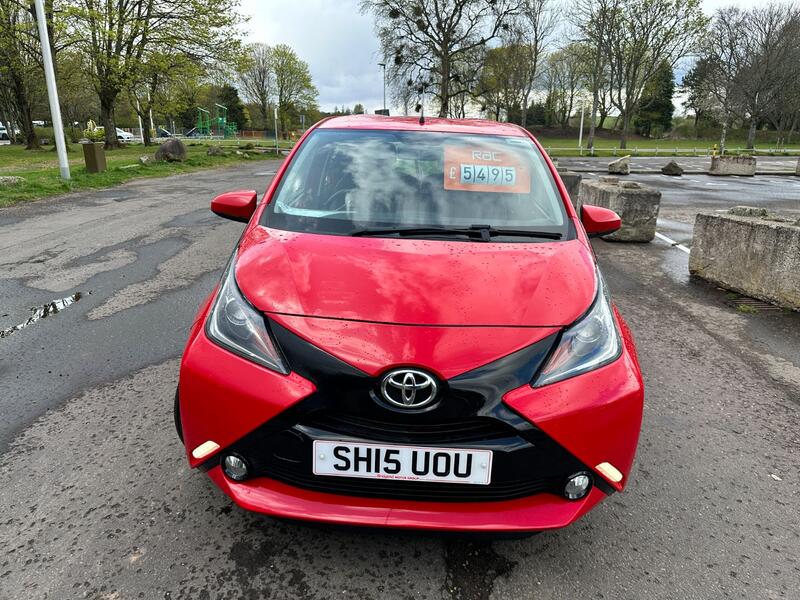 View TOYOTA AYGO 1.0 VVT-i x-pression