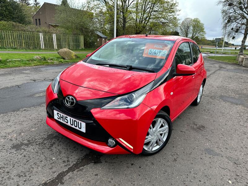 View TOYOTA AYGO 1.0 VVT-i x-pression